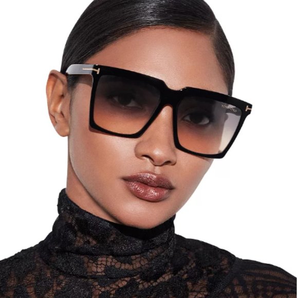 Tom Ford Accessories - TOM FORD NEW Sabrina Square Black Sunglasses, 58mm